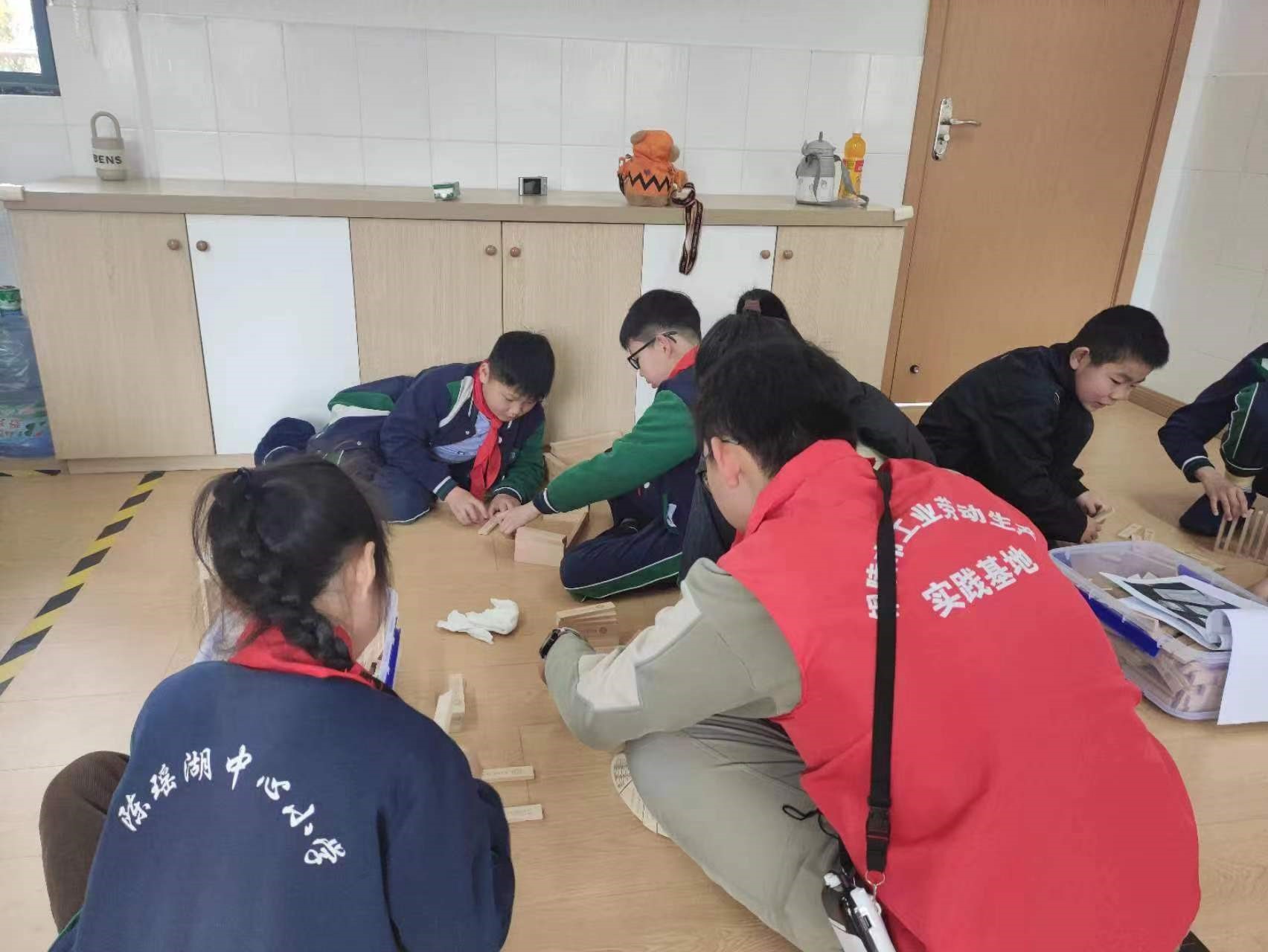 1711687360133179.jpg 5.jpg